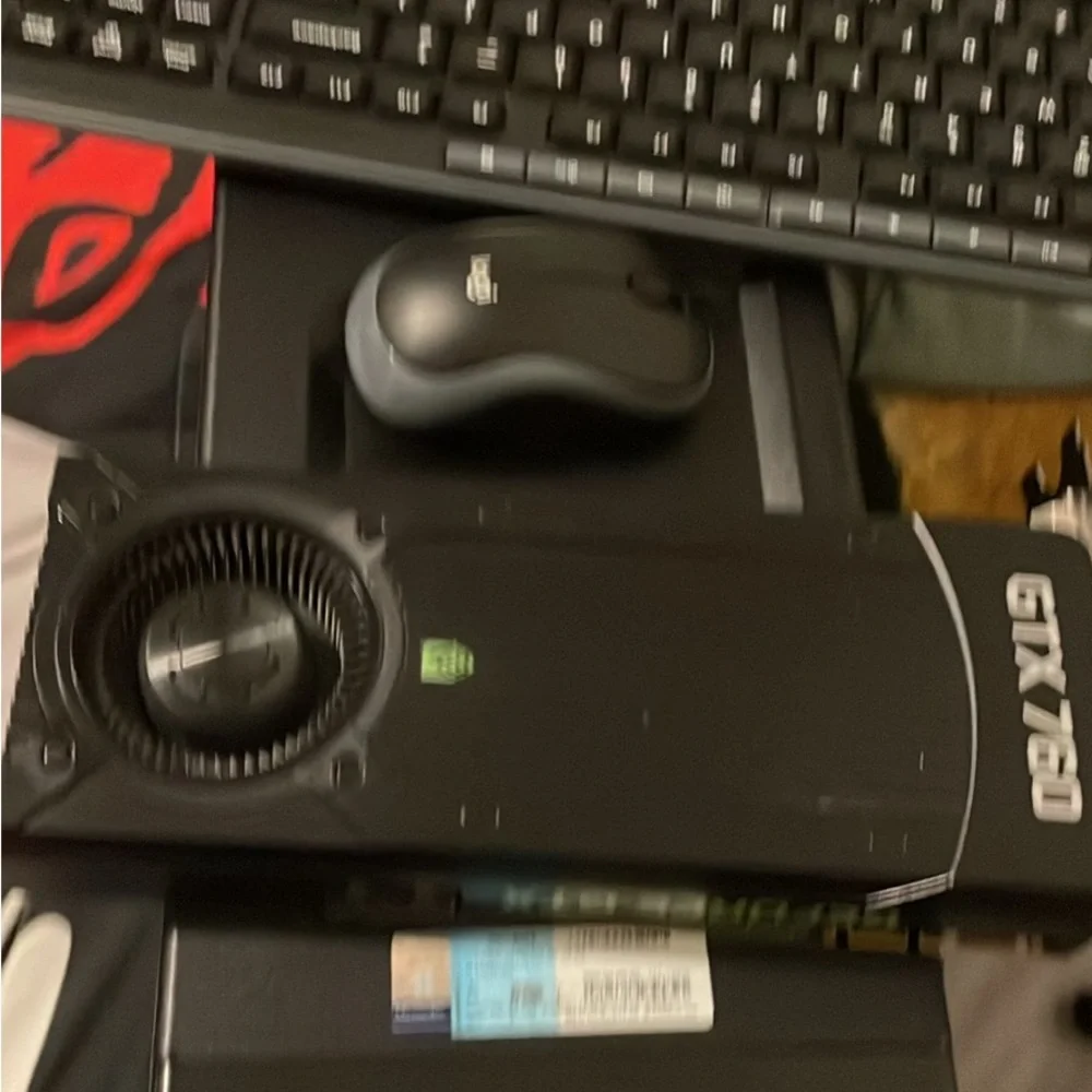 I am selling a pc extra graphics card with wireless keyboard and mouse and 16 gb